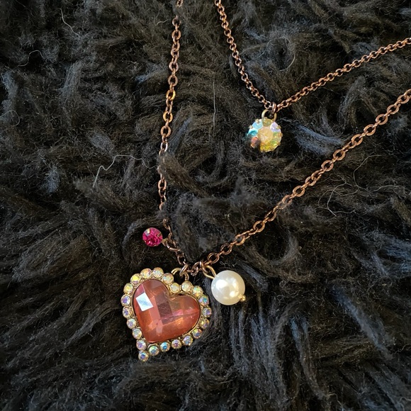 Betsey Johnson Double Layered Rose Gold Tone Multi Pendant Heart Necklace NWT - Picture 3 of 6